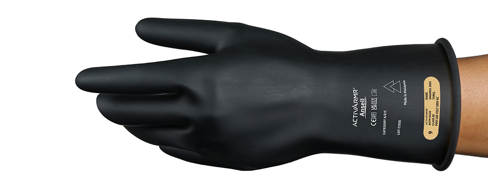 ActivArmr ultra-lightweight rubber insulated glove | Image courtesy of Ansell